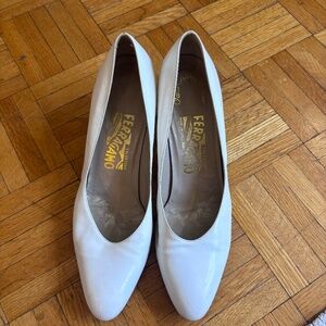 Vintage 80s ferragamo kitten heels real leather *accepting offers